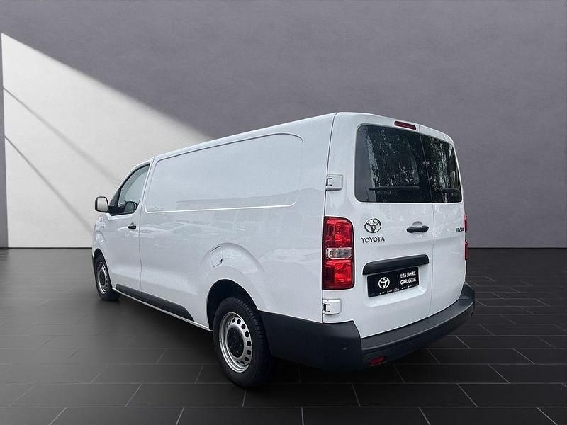 Gebraucht Toyota Proace 144 PS (105 kW) 2021 Weiß Van / Kleinbus
