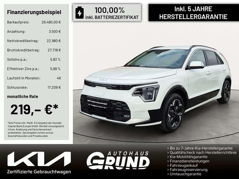 Weiss / schneeweiss Gebraucht 2023 Kia e-Niro Inspiration SUV | 26.480 € (Fairer Preis) - Bild 1/3