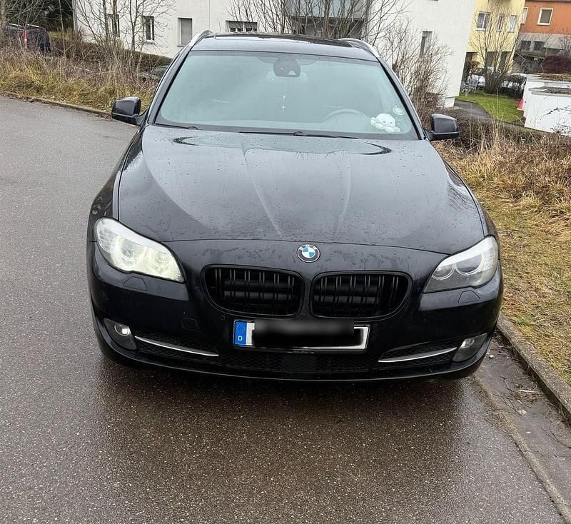 Schwarz Gebraucht 2010 BMW 530 Performance Kombi | 7.000 € (Fairer Preis) - Bild 1/4