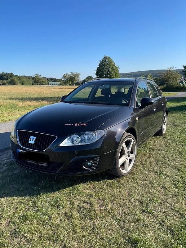 Schwarz Gebraucht 2010 Seat Exeo Kombi | 3.250 € (Fairer Preis) - Bild 1/4