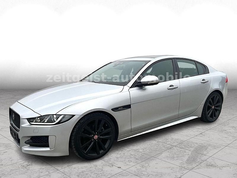 Gebraucht Jaguar XE R-Sport 179 PS (131 kW) 2018 Silber Limousine