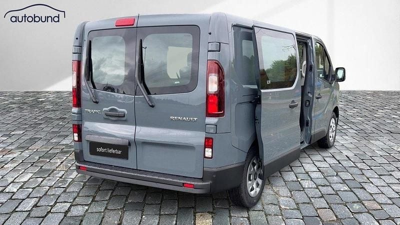 Neu Renault Trafic 150 PS (110 kW) 2025 Grau Van / Kleinbus