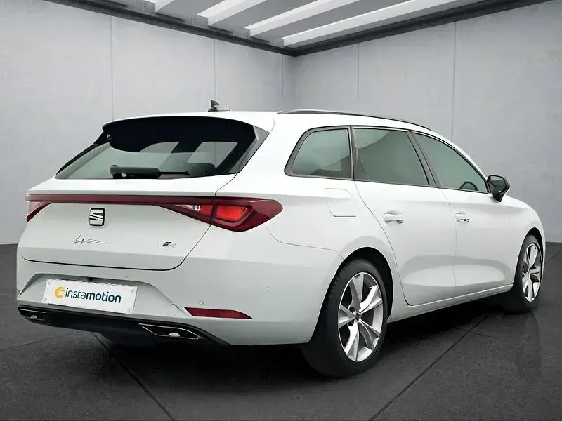 Second-hand Seat Leon 150 CP (110 kW) 2024 Alb Break