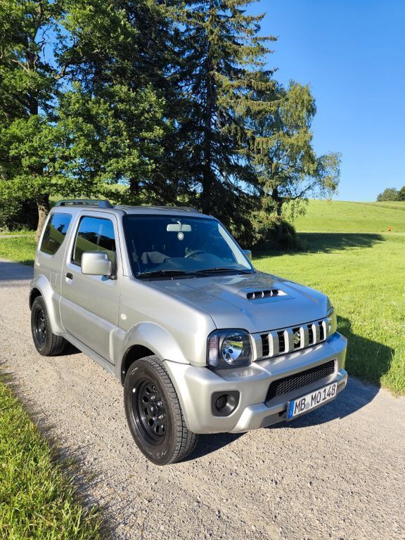 Silber Gebraucht 2017 Suzuki Jimny SUV | 17.300 € (Fairer Preis) - Bild 1/4