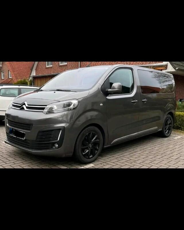 Grau Gebraucht 2016 Citroën Spacetourer Van | 20.500 € - Bild 1/4