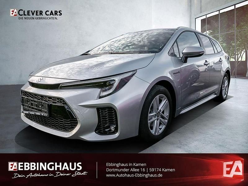 Silber Gebraucht 2023 Suzuki Swace Kombi | 21.390 € - Bild 1/4