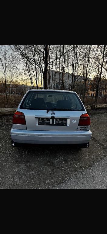 Gebraucht VW Golf III 75 PS (55 kW) 1995 Silber Limousine