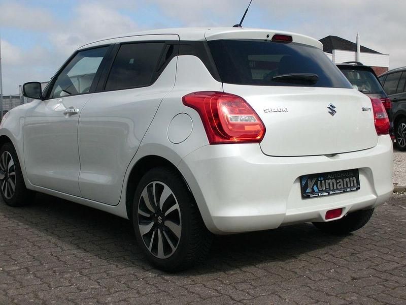 Gebraucht Suzuki Swift Comfort+ 111 PS (81 kW) 2018 Weiß Kleinwagen