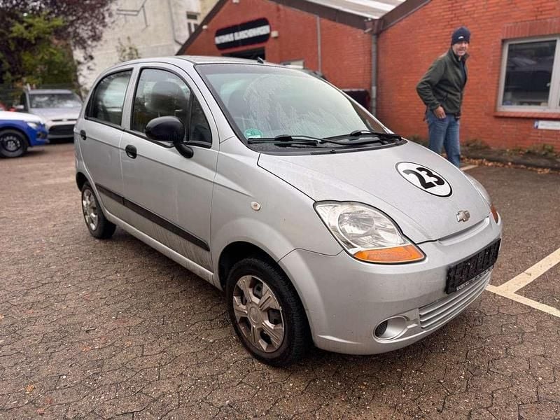 Argon silber/ice silver (m2) Gebraucht 2009 Chevrolet Matiz Kleinwagen | 800 € (Superpreis) - Bild 1/4