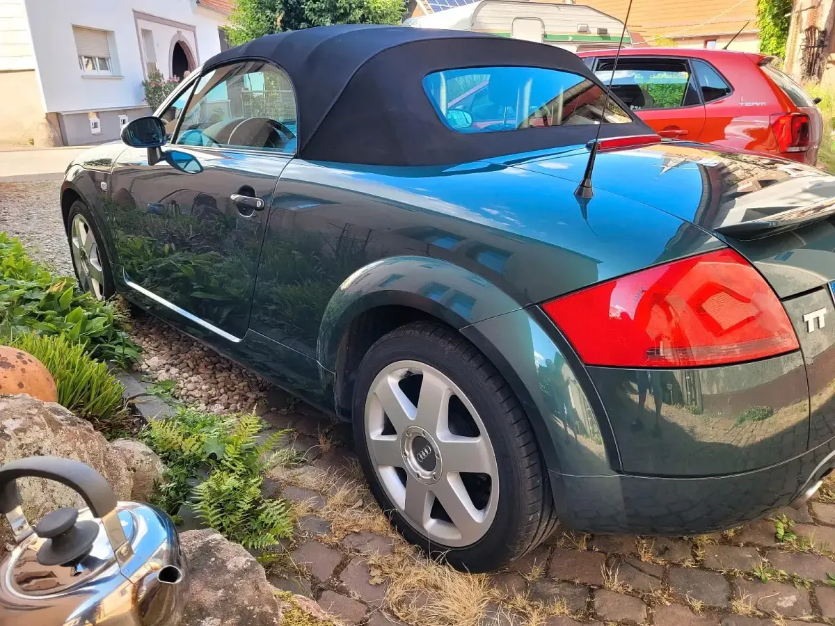 Gebraucht Audi TT Roadster 180 PS (132 kW) 2000 Andere farben Cabrio