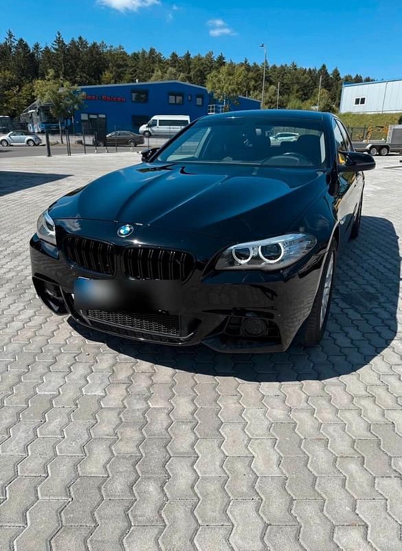 Gebraucht BMW 520 190 PS (139 kW) 2015 Schwarz Kombi