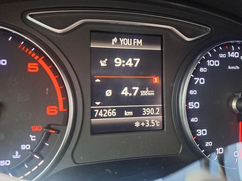 Gebraucht Audi A3 Ambition 150 PS (110 kW) 2015 Grau Limousine