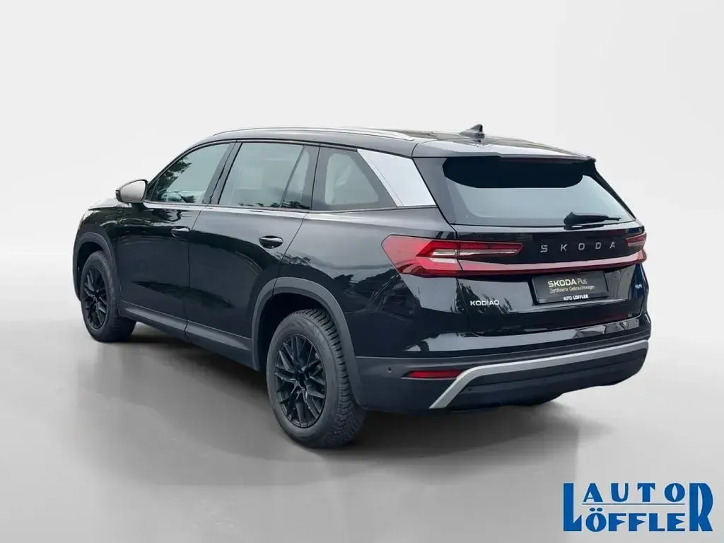 Gebraucht Skoda Kodiaq Selection 193 PS (141 kW) 2024 Schwarzmagic perleffekt (metallic) SUV