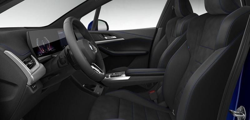 Gebraucht BMW 220 Active Tourer Luxury Line 163 PS (119 kW) 2025 Blau Van / Kleinbus