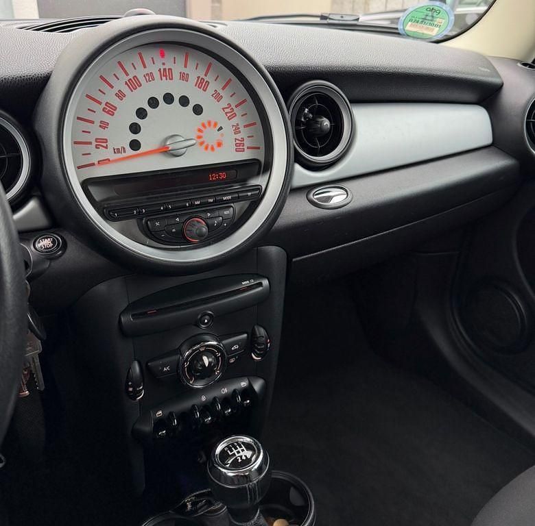 Gebraucht Mini ONE 75 PS (55 kW) 2013 Braun Kleinwagen