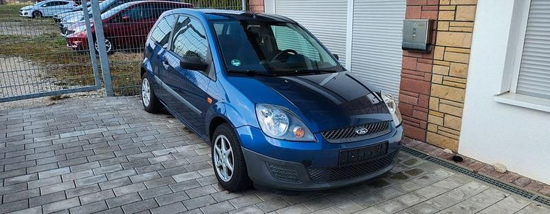 Gebraucht Ford Fiesta 60 PS (44 kW) 2006 Blau Kleinwagen