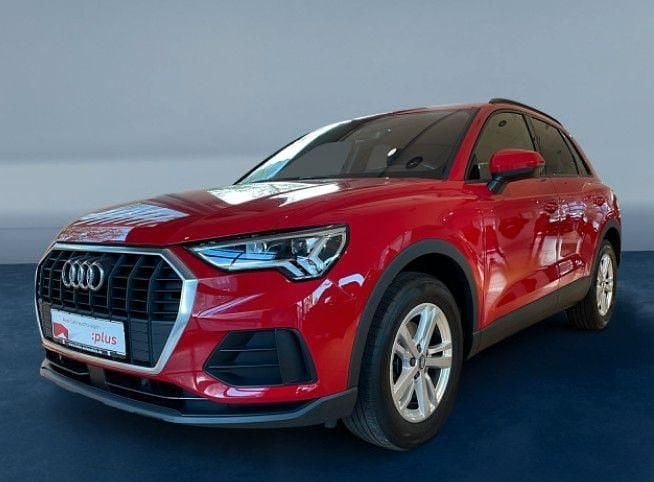 Gebraucht Audi Q3 Ambiente 150 PS (110 kW) 2019 Rot SUV