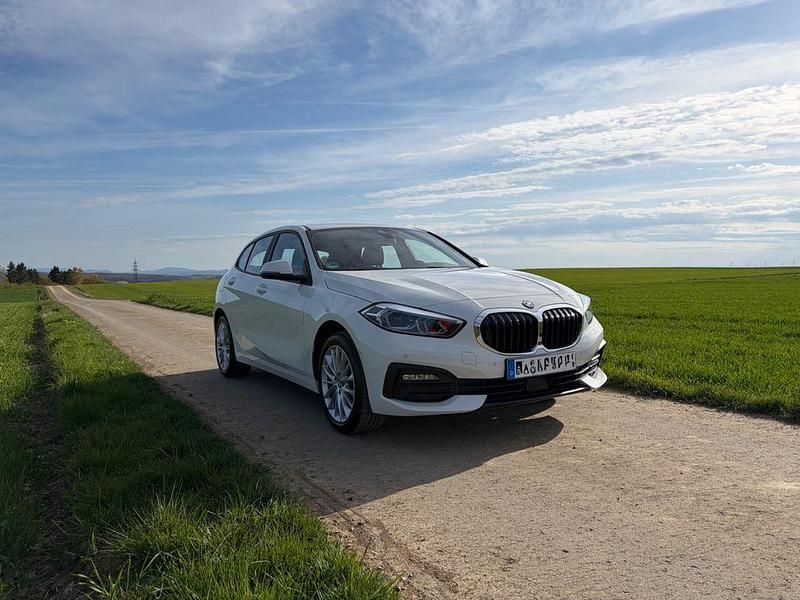 Gebraucht BMW 118 Advantage 140 PS (102 kW) 2023 Weiß Kleinwagen