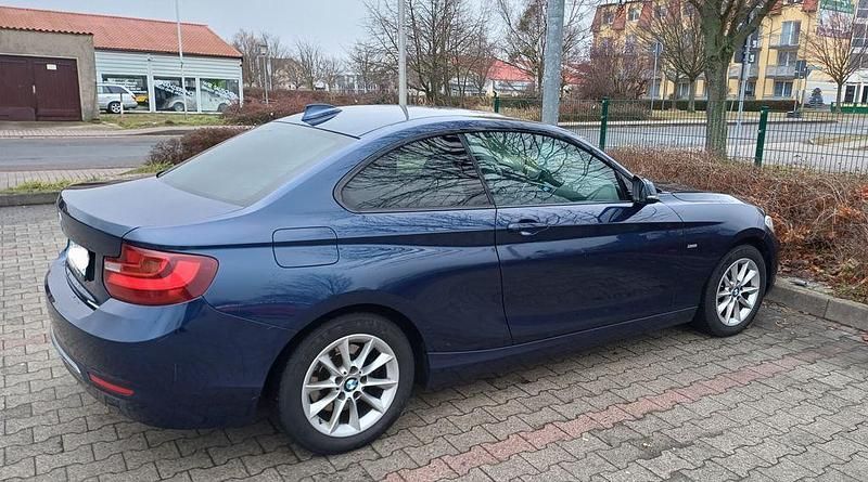 Gebraucht BMW 220 Luxury Line 190 PS (139 kW) 2015 Blau Coupé