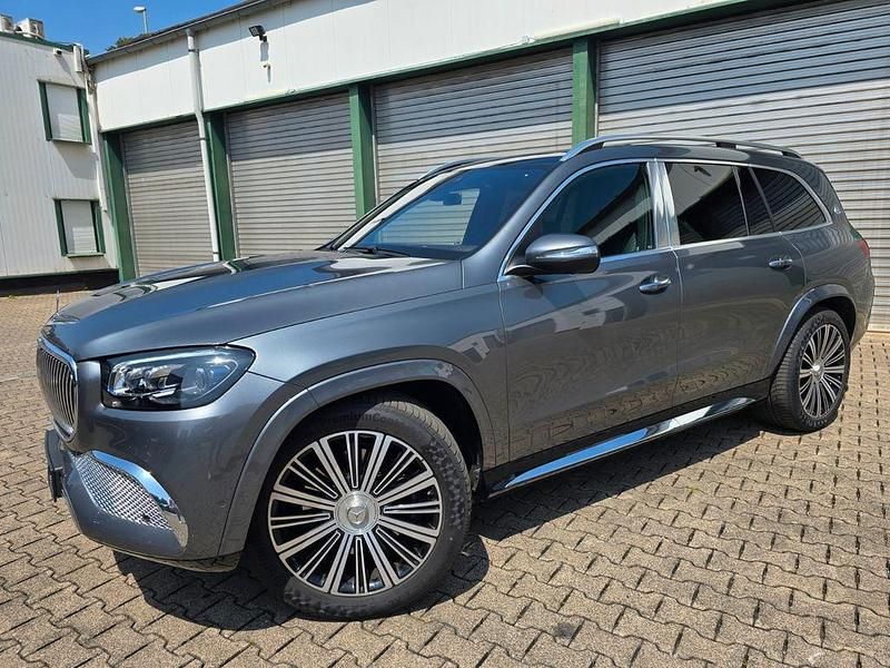 Grau Gebraucht 2024 Mercedes GLS600 Maybach SUV | 154.900 € - Bild 1/4