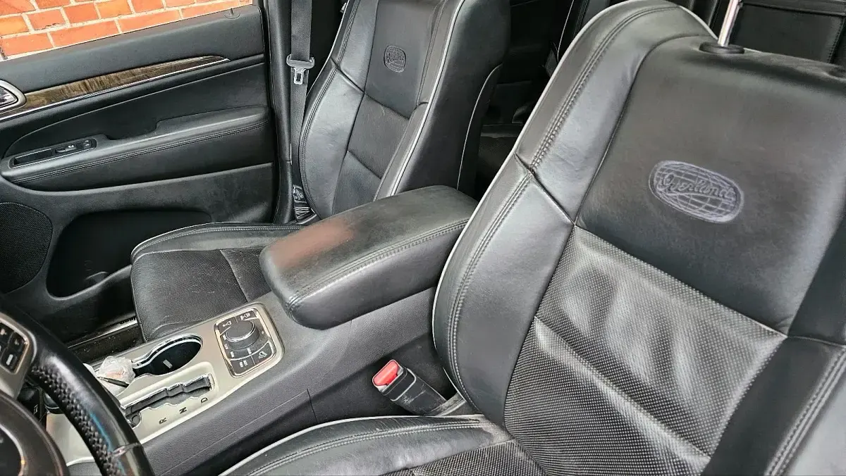 Gebraucht Jeep Grand Cherokee 241 PS (177 kW) 2013 Silber SUV
