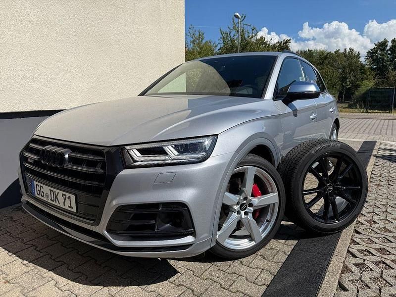 Silber Gebraucht 2019 Audi SQ5 Ambiente SUV | 44.950 € (Fairer Preis) - Bild 1/4