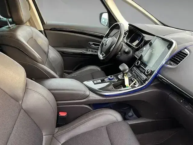 Gebraucht Renault Espace Intens 160 PS (117 kW) 2016 Grau cassiopee Van / Kleinbus