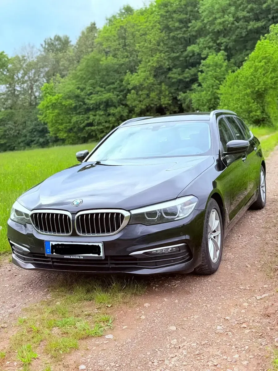 Gebraucht BMW 520 190 PS (139 kW) 2018 Schwarz Kombi