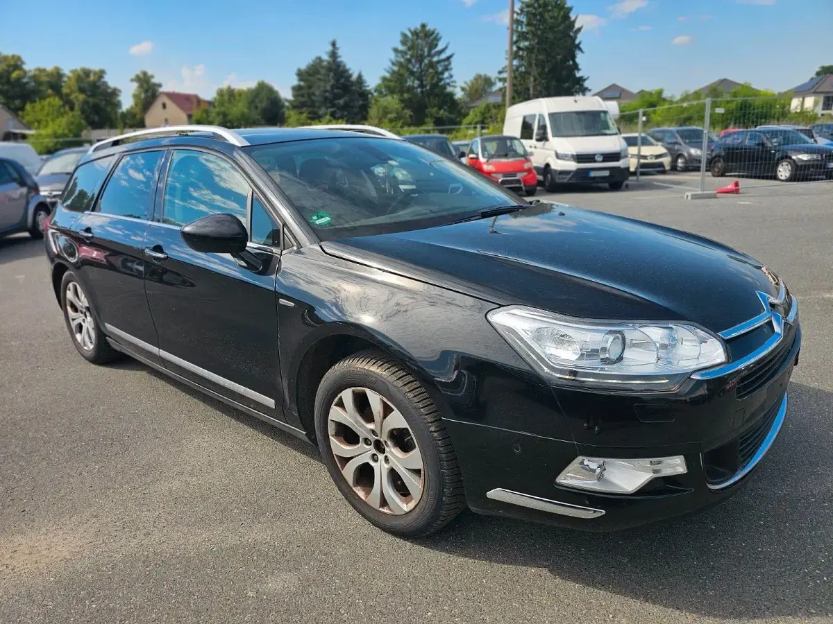 Gebraucht Citroën C5 Exclusive 179 PS (131 kW) 2016 Schwarz Kombi
