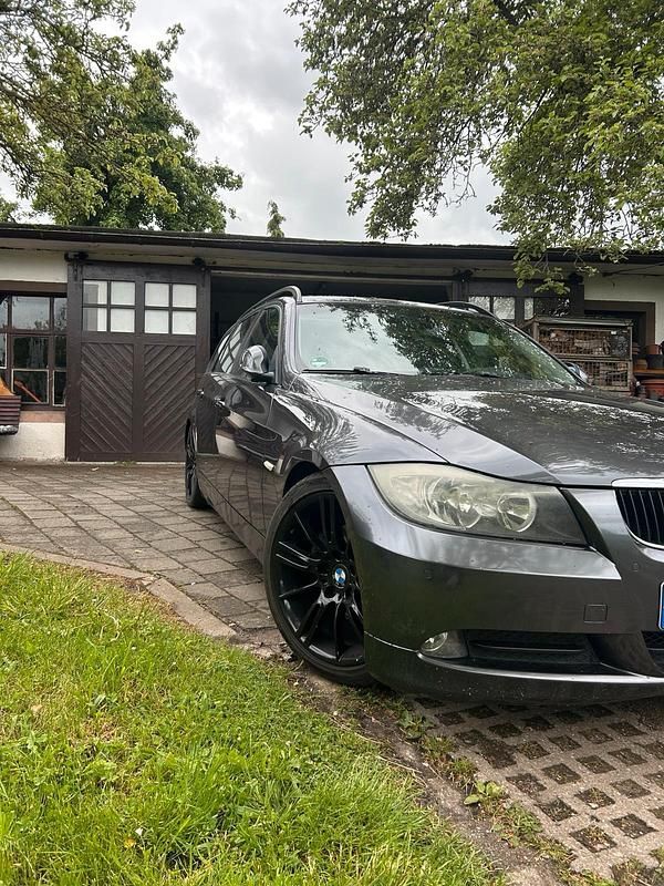 Gebraucht 2007 BMW 318 Kombi | 4.500 € - Bild 1/4