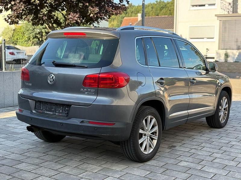 Gebraucht VW Tiguan 180 PS (132 kW) 2011 Grau SUV