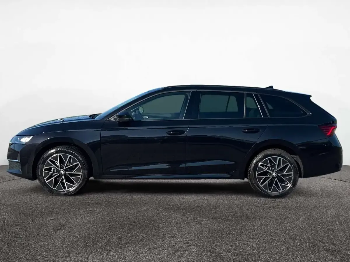 Brugt Skoda Octavia Selection 150 HK (110 kW) 2025 Sort Stationcar