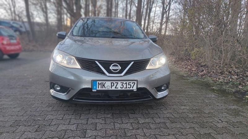 Gebraucht Nissan Pulsar Tekna 116 PS (85 kW) 2016 Grau Kleinwagen