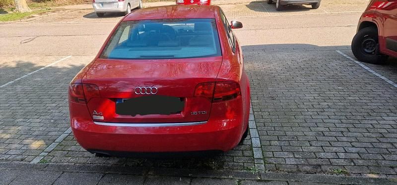 Gebraucht Audi A4 116 PS (85 kW) 2006 Rot Limousine