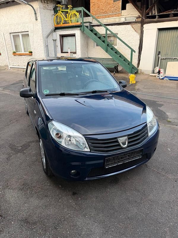 Gebraucht Dacia Sandero 75 PS (55 kW) 2012 Blau Kleinwagen