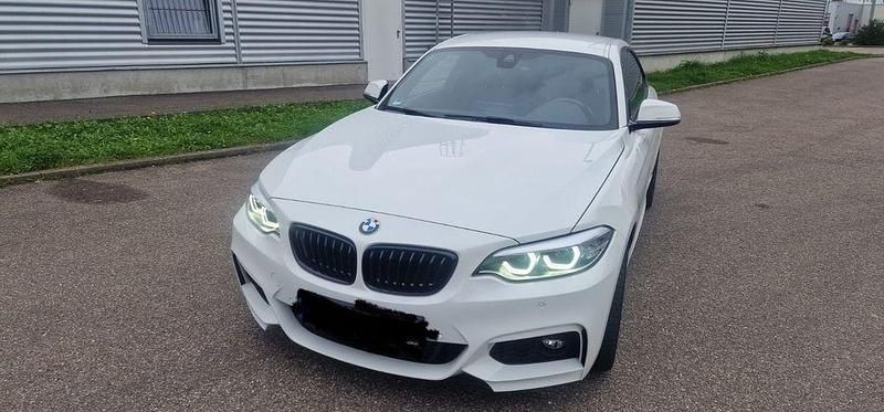 Weiß Gebraucht 2021 BMW 230 M Sport Coupé | 34.500 € (Teuer) - Bild 1/4