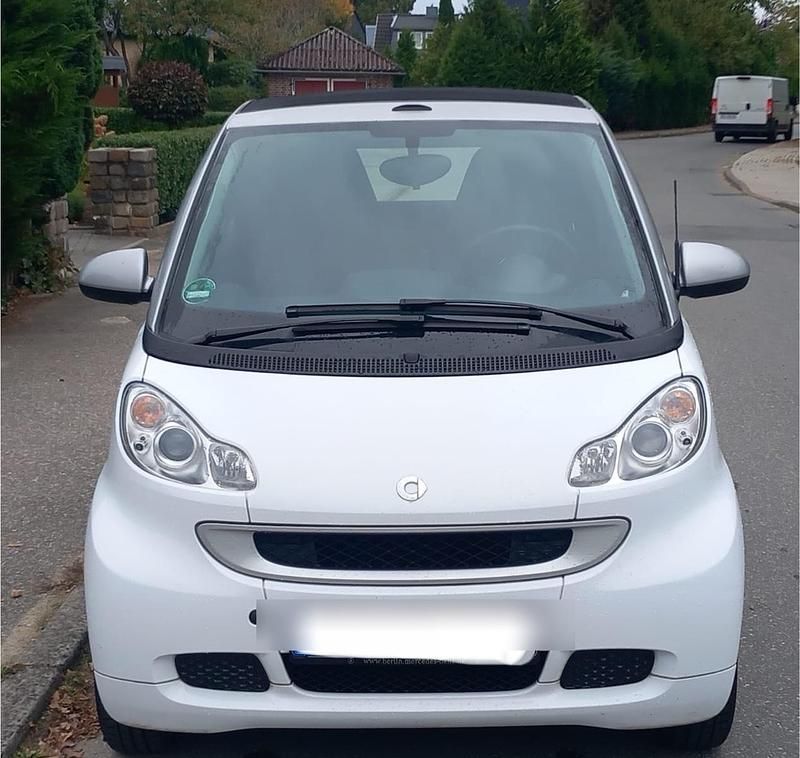 Weiß Gebraucht 2010 Smart ForTwo Cabrio Cabrio | 4.800 € (Guter Preis) - Bild 1/4