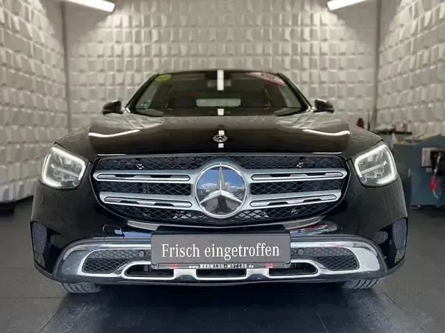 Gebraucht Mercedes GLC220 194 PS (142 kW) 2020 Schwarz SUV