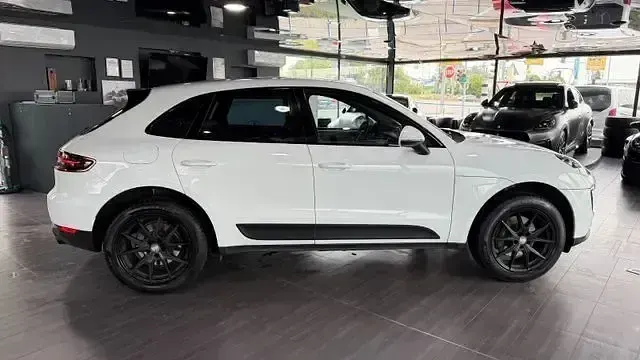 Gebraucht Porsche Macan Sport 252 PS (185 kW) 2018 Weiß SUV