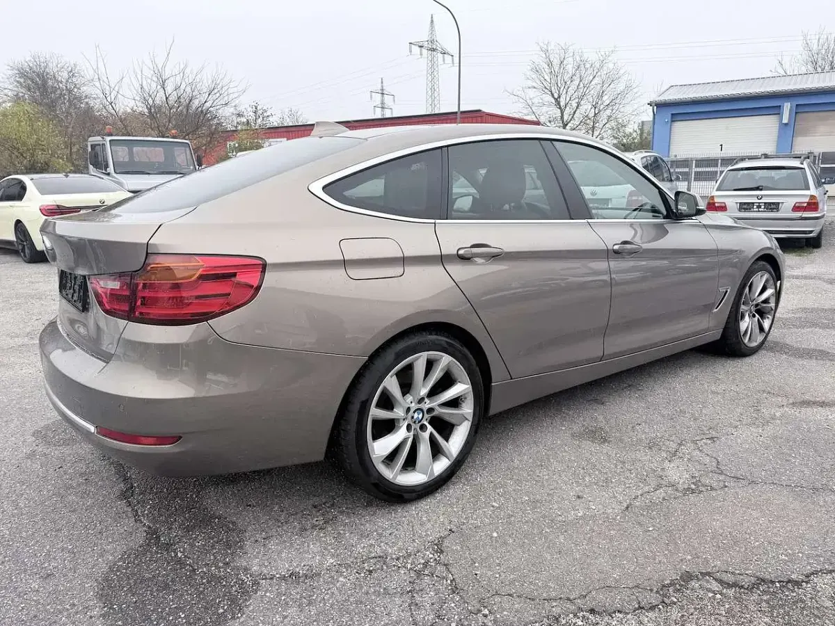 Gebraucht BMW 335 313 PS (230 kW) 2015 Kalaharibeige Limousine