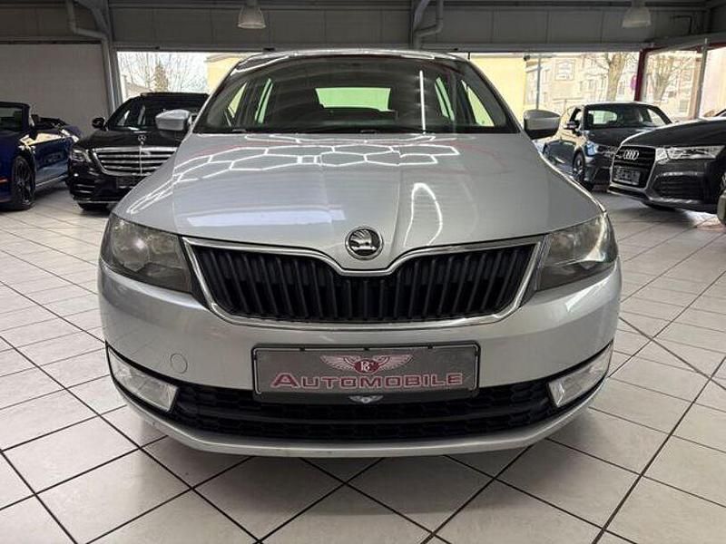 Gebraucht Skoda Rapid Ambition 105 PS (77 kW) 2014 Silber Limousine