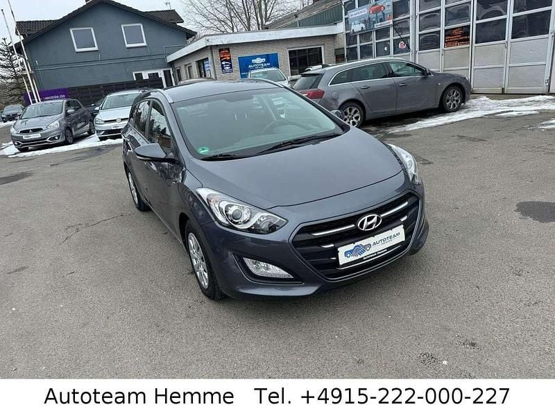 Gebraucht Hyundai i30 110 PS (80 kW) 2017 Grau Kombi