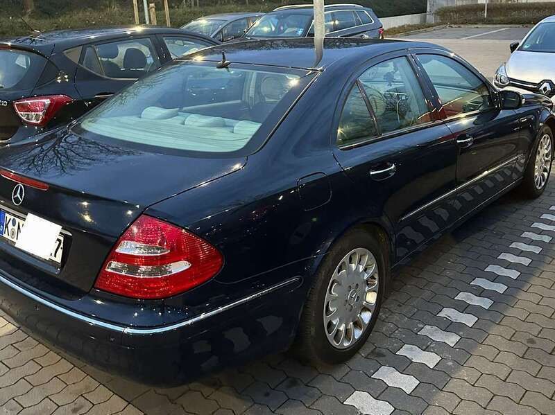 Gebraucht 2004 Mercedes E500 Elegance Limousine | 4.800 € (Fairer Preis) - Bild 1/4