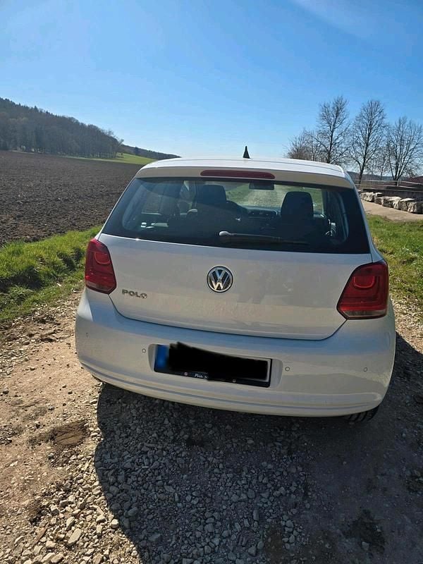 Second-hand VW Polo 60 CP (44 kW) 2012 Alb Hatchback
