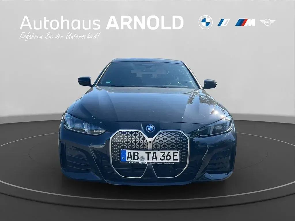Gebraucht BMW i4 M Sport 294 kW (401 PS) 2025 Saphirschwarz Limousine
