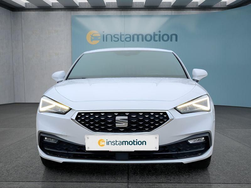 Second-hand Seat Leon 131 CP (96 kW) 2022 Alb Hatchback