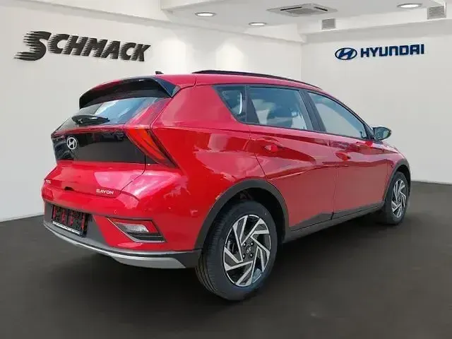Gebraucht Hyundai Bayon Trend 101 PS (74 kW) 2025 Rot SUV