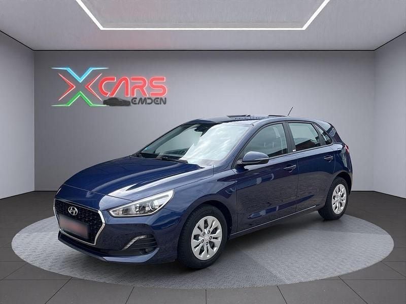 Blau Gebraucht 2020 Hyundai i30 Select Limousine | 12.250 € (Fairer Preis) - Bild 1/4