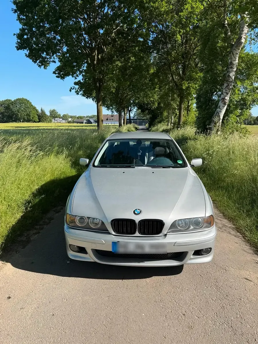 Gebraucht BMW 520 M Sport 170 PS (125 kW) 2001 Silber Limousine