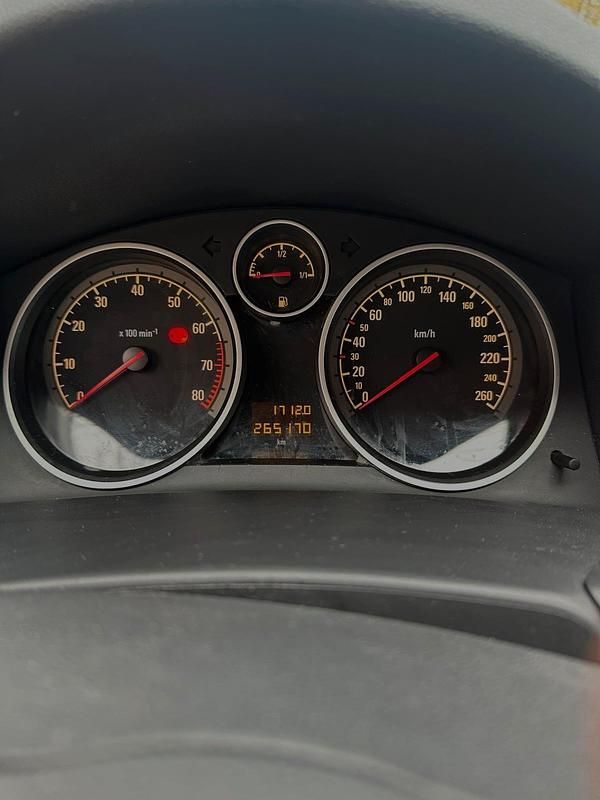 Gebraucht 2006 Opel Astra Kleinwagen | 1.300 € (Fairer Preis) - Bild 1/4